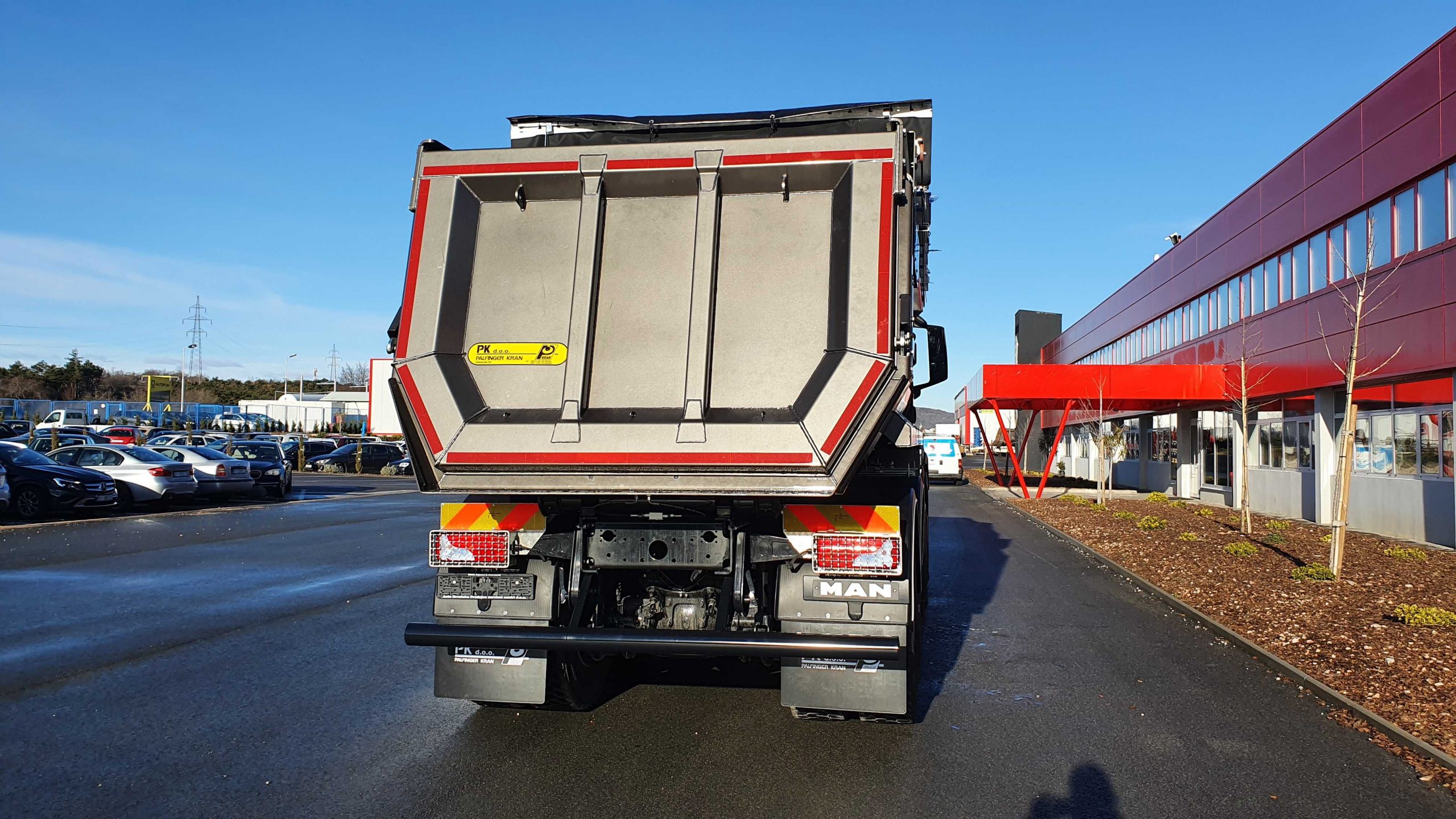 pk-straznji-kiper-HP220HD-5.5