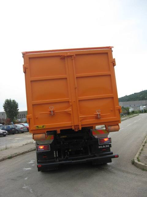 Palfinger_dizalica_PK_10000_navlakač_kontejnera_T_20_kontejner_komunalne_djelatnosti
