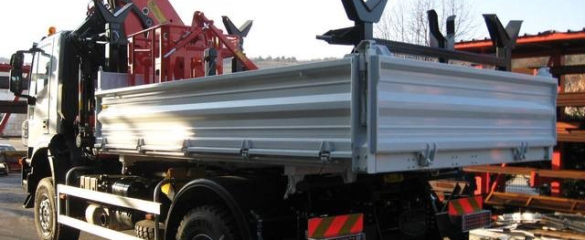 Palfinger Crane PK 21502 and Three-Side Tipper TK 115 for Obrt Faza