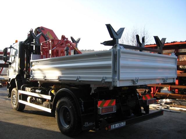 Palfinger Crane PK 21502 and Three-Side Tipper TK 115 for Obrt Faza
