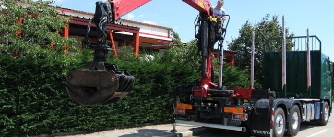 Installation of Palfinger Epsilon Crane M110Z and Forestry Superstructure for UPTO Nikola Benšak