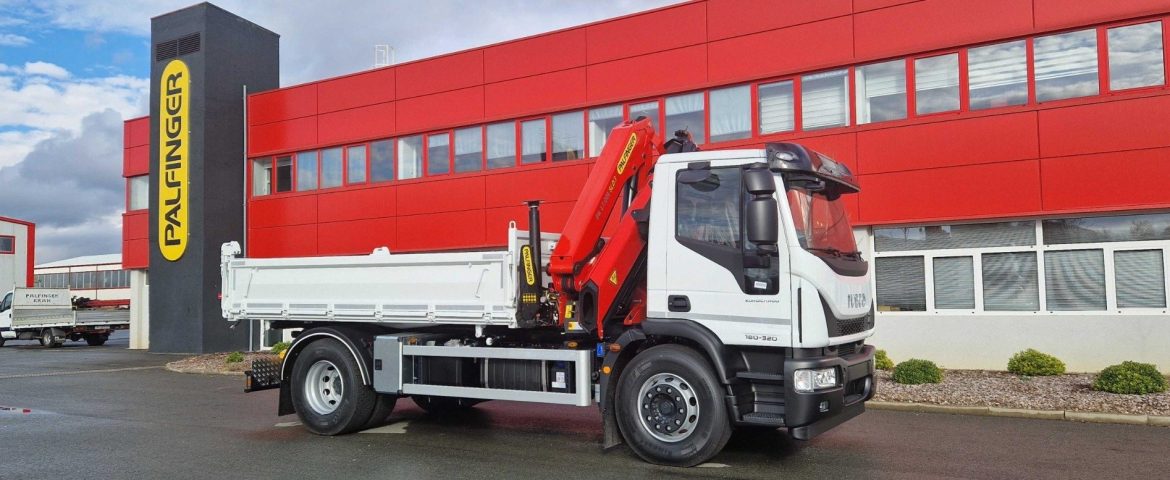 Kiper s Palfinger dizalicom PK 17.001 SLD3 za tvrtku EICO