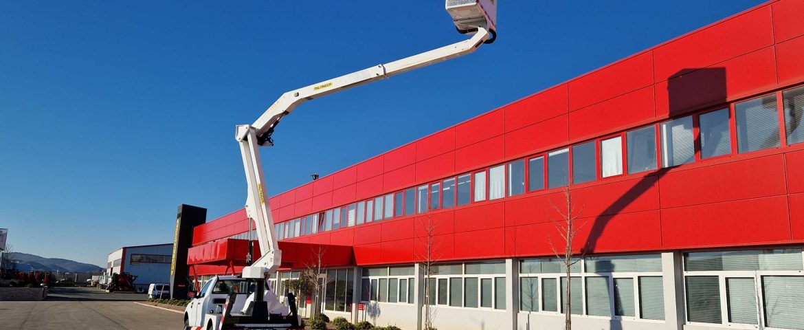Palfinger work platform P130A for Komunalac from Jurdani