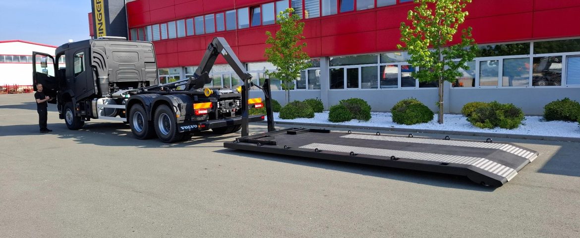 Delivery for DOK-ING – Palfinger PHT18 SLD5 with Custom Abroll Platform