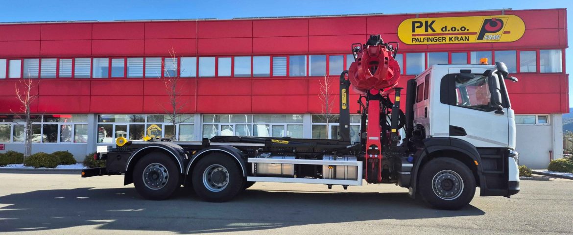 Delivery of Palfinger M120Z Crane and PH T18 SLD5 Hookloader for Sekundar usluge