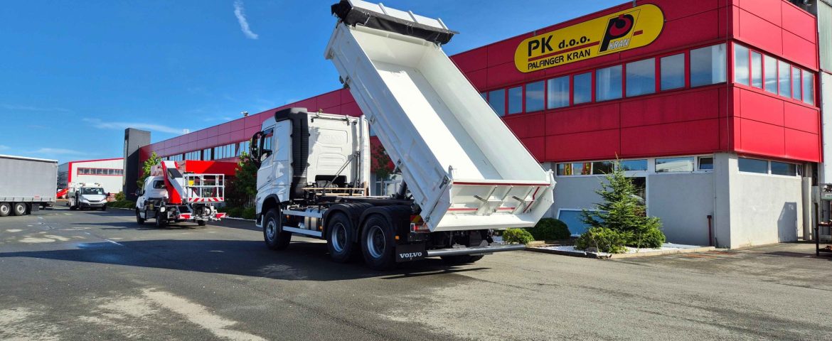 Isporuka trostranog kipera TK 160 za WWM Hoch und Tiefbau GmbH