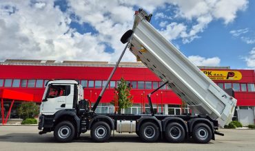 Novo pojačanje u floti STRABAG-a – kiper HP320