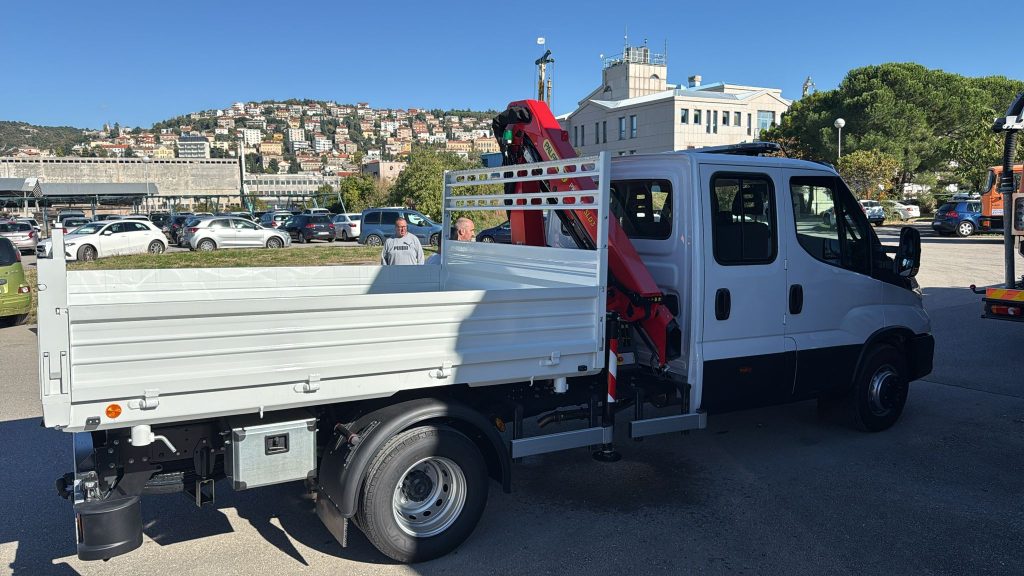 Isporuka kiperske nadgradnje sa Palfinger dizalicom za VIK Rijeka