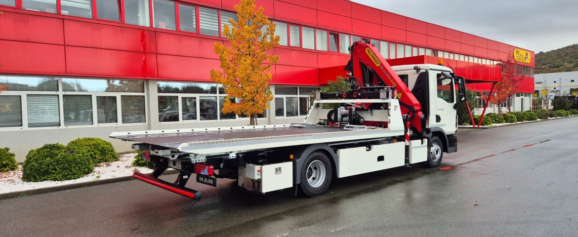 Isporuka “pauk” nadogradnji s Palfinger dizalicama za CE-ZA-R