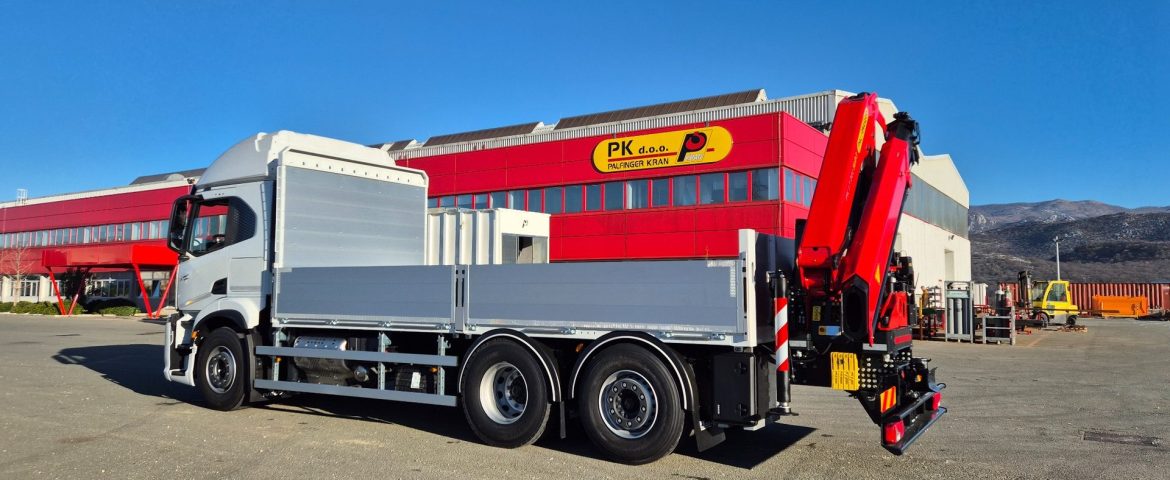 Delivery of a Truck Body with Palfinger Crane for FORMATOR d.o.o.