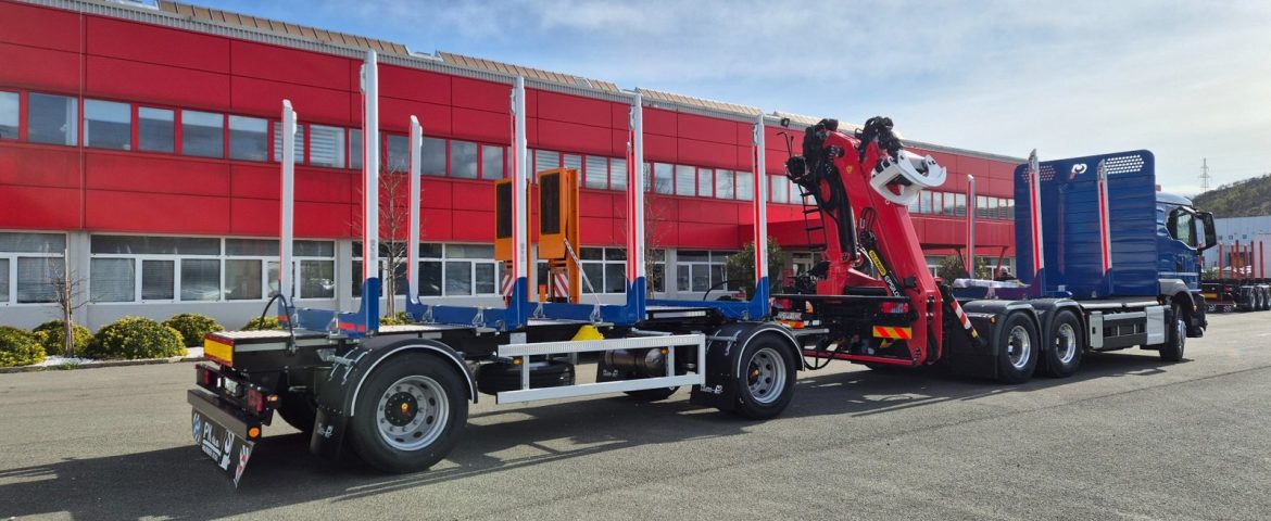 Isporuka Palfinger šumarskih nadogradnji i prikolica za tvrtku Stolarija i pilana Pečenec