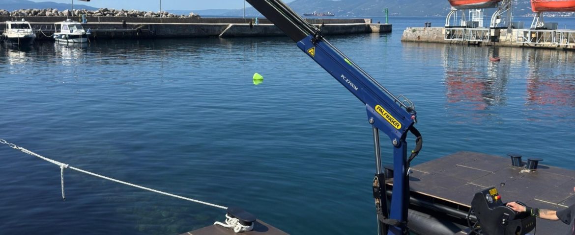 Nova PALFINGER Marine dizalica na pontonu u Rijeci