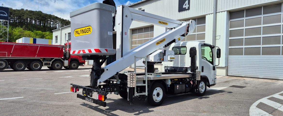 NEW in the offer: ISUZU M21 T with PALFINGER platform P200 AE