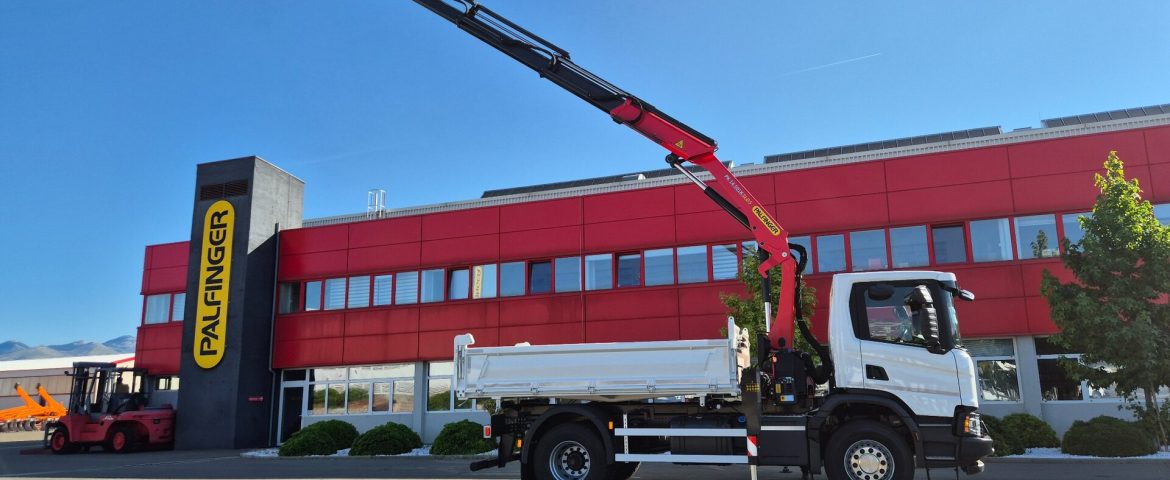 Delivery of a crane-dumper with a PALFINGER crane to KLOPIĆ