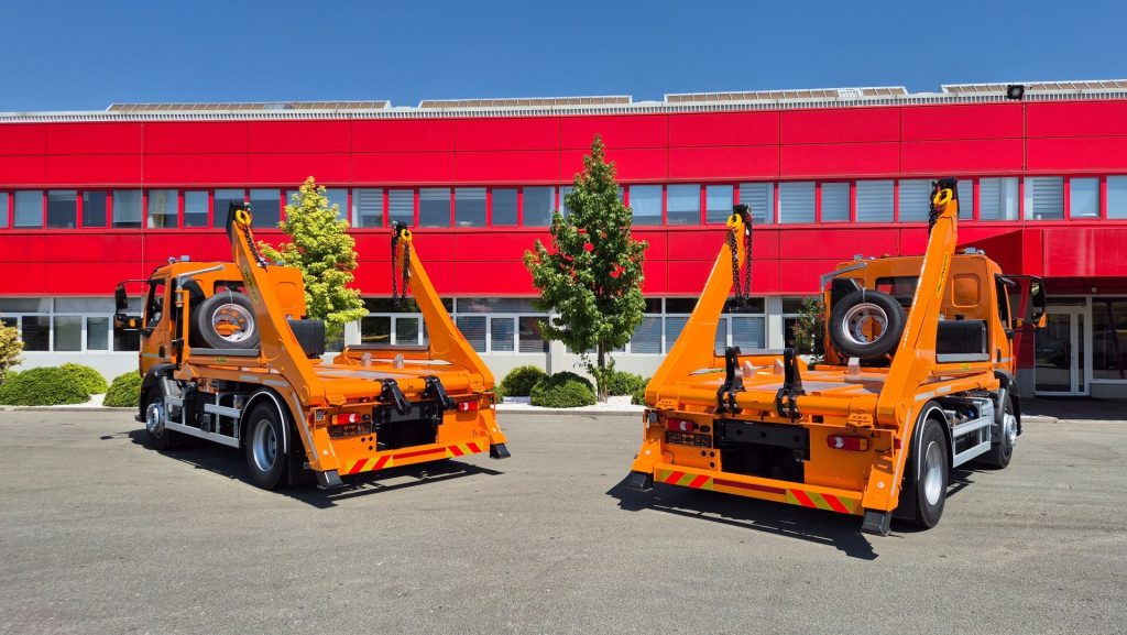 Dva PALFINGER podizača kontejnera ST 14 TEC za Hrvatske autoceste