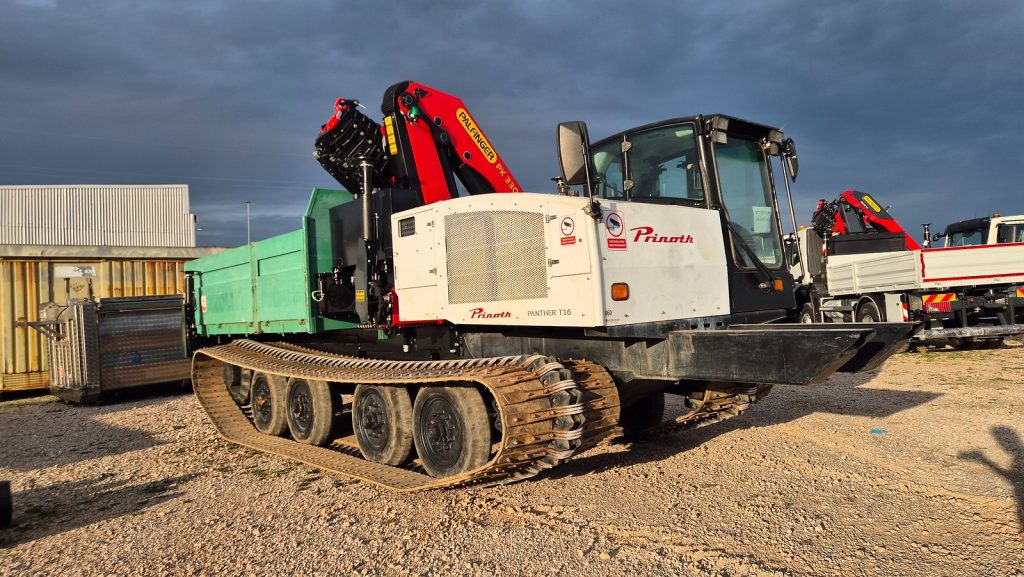 PALFINGER PK 33002 EH na gusjeničaru PRINOTH Panther T16 za VICTOR ENERGY